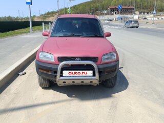 1996 Toyota RAV4 I (XA10), красный, 600000 рублей, вид 2