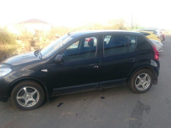 2010 Renault Sandero I, чёрный