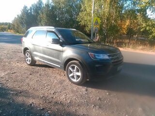 2018 Ford Explorer V Рестайлинг 2, серый, 2800000 рублей, вид 1