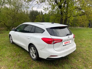2020 Ford Focus IV, белый, 1500000 рублей, вид 3