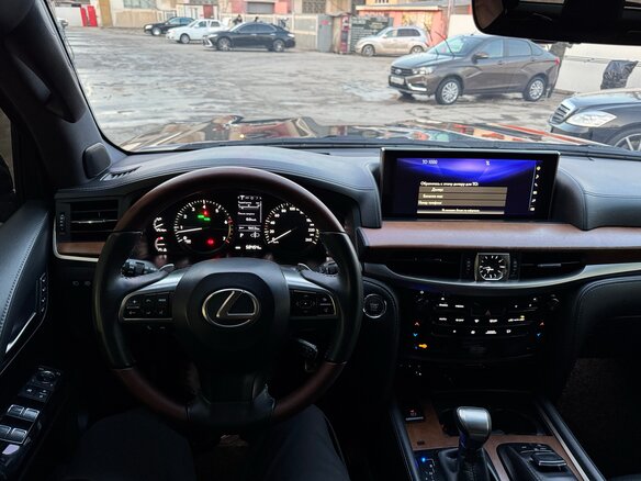 2018 Lexus LX 570 III Рестайлинг 2, чёрный, 11000000 рублей - вид 14