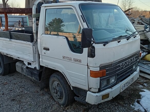 1992 Toyota Dyna, белый, 870000 рублей