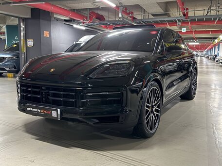 2025 Porsche Cayenne III Рестайлинг, чёрный, 13540000 рублей, вид 1