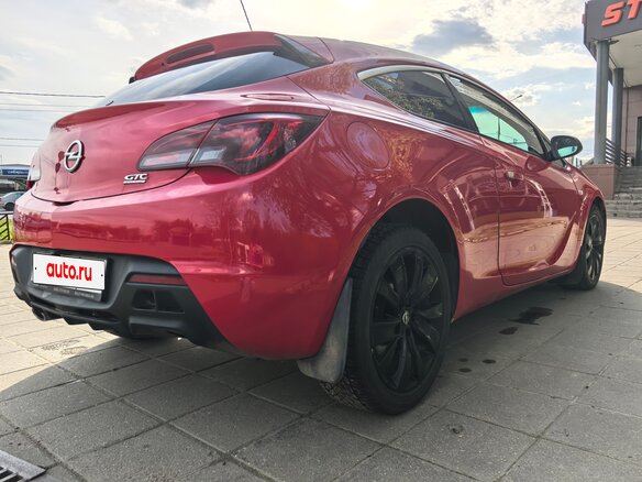 2013 Opel Astra GTC J Рестайлинг, красный, 1000000 рублей - вид 6