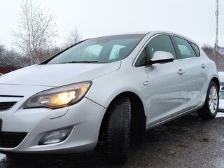 2011 Opel Astra J, серебристый, 520000 рублей, вид 3