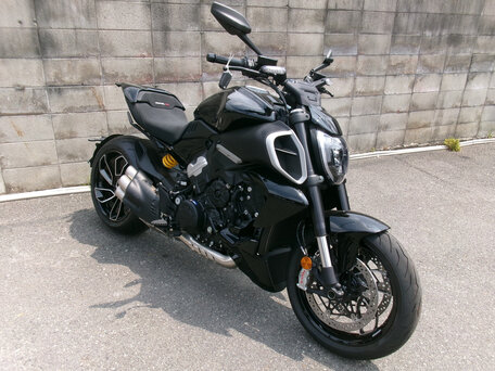 2024 Ducati Diavel V4, чёрный, 2700000 рублей, вид 3