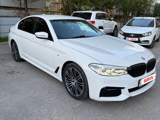 2019 BMW 5 серии 530d xDrive VII (G30/G31/G38), белый, 5200000 рублей, вид 2