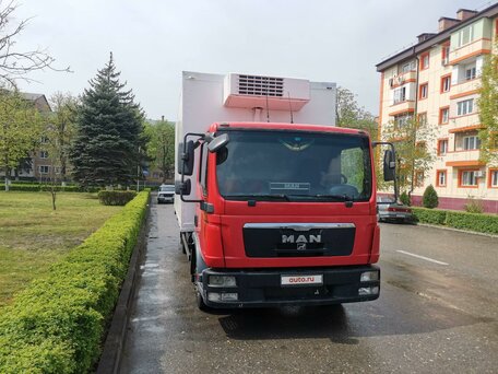 2012 MAN TGL, красный, 4200000 рублей, вид 2