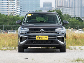 2025 Volkswagen Tharu 300 TSI I Рестайлинг, чёрный, 2417000 рублей, вид 2