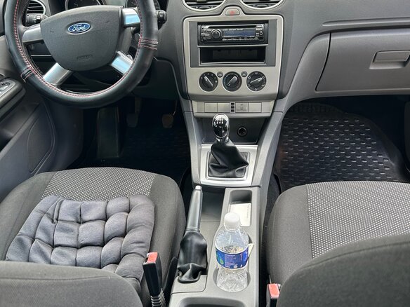 2010 Ford Focus II Рестайлинг, чёрный, 620000 рублей - вид 7