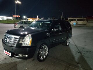2011 Cadillac Escalade III, чёрный, 2500000 рублей, вид 1
