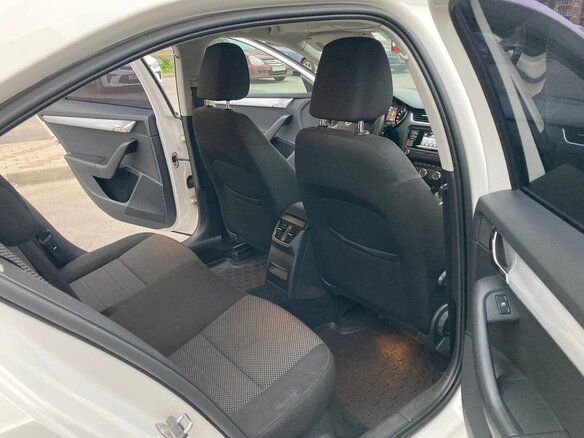 2014 Skoda Octavia III (A7), белый - вид 18