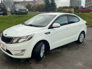 2014 Kia Rio III, белый, 930000 рублей, вид 3