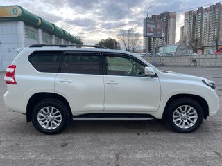 2016 Toyota Land Cruiser Prado 150 Series Рестайлинг 1, белый, 4600000 рублей, вид 5