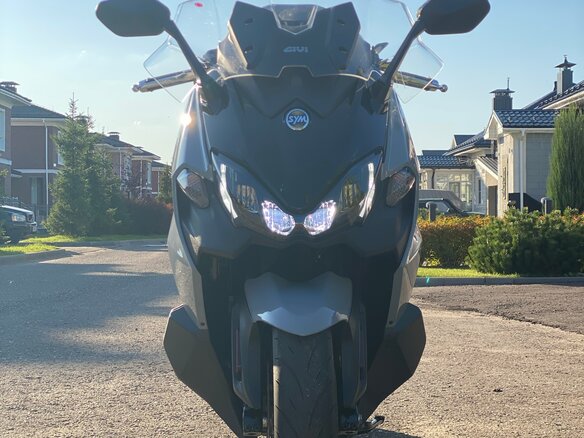 2023 Sym Maxsym TL 500, серый, 630000 рублей - вид 7