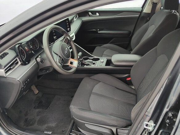 2020 Kia K5 III, серый, 2350000 рублей - вид 12