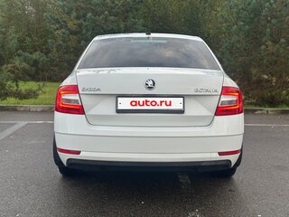 2017 Skoda Octavia III (A7) Рестайлинг, белый, 1600000 рублей, вид 5