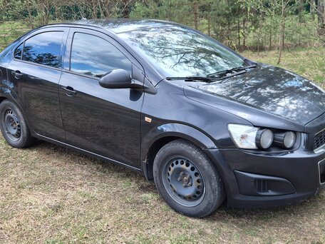 2013 Chevrolet Aveo II, чёрный, 680000 рублей, вид 3
