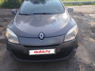 2010 Renault Megane III, серебристый, 550000 рублей, вид 1