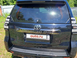 2021 Toyota Land Cruiser Prado 150 Series Рестайлинг 3, чёрный, 6200000 рублей, вид 4