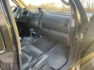 2007 Nissan Navara (Frontier) III (D40), чёрный, 1500000 рублей, вид 5