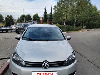 2011 Volkswagen Golf VI, серебристый, 660000 рублей, вид 1