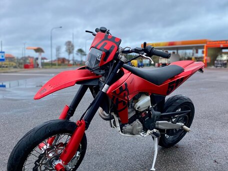 2012 Husqvarna SMR 511, красный, 450000 рублей, вид 2