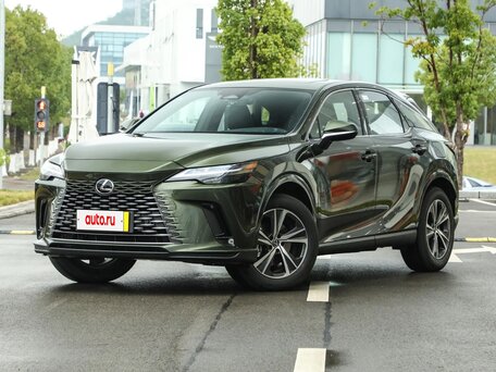 Lexus RX V