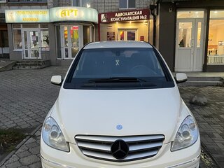 2009 Mercedes-Benz B-Класс 180 NGT I (W245) Рестайлинг, белый, 800000 рублей, вид 1