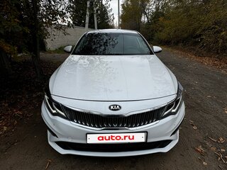 2018 Kia Optima IV Рестайлинг, белый, 1630000 рублей, вид 1