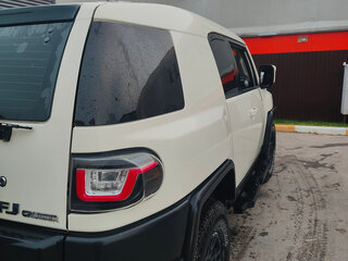 2022 Toyota FJ Cruiser, белый, 5900000 рублей, вид 4
