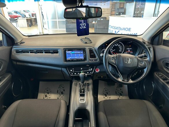 2018 Honda Vezel I Рестайлинг, красный, 1999900 рублей - вид 16