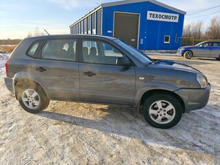 2008 Hyundai Tucson I, серый, 675000 рублей, вид 3