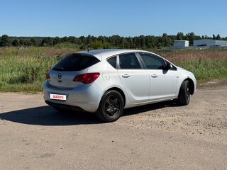 2010 Opel Astra J, серебристый, 465000 рублей, вид 5