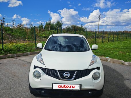 2013 Nissan Juke I, белый, 930000 рублей, вид 2