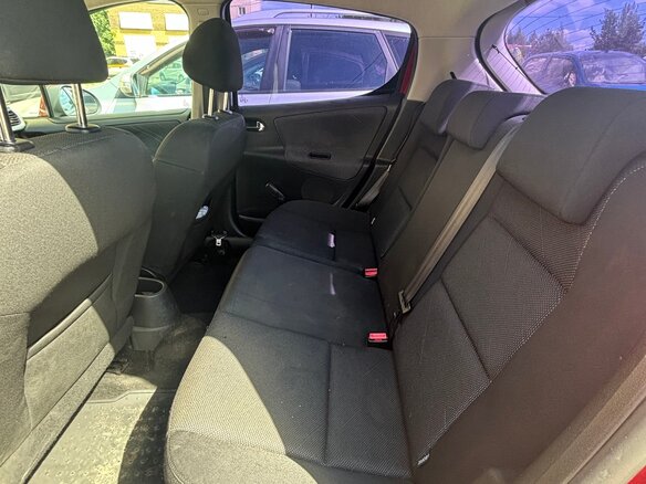 2008 Peugeot 207 I, красный, 180000 рублей - вид 12