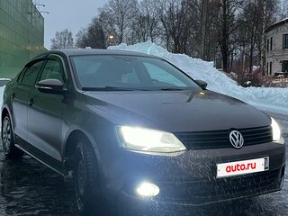 2012 Volkswagen Jetta VI, коричневый, 800000 рублей, вид 2