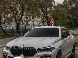 2021 BMW X6 40i III (G06), белый, 8000000 рублей, вид 5