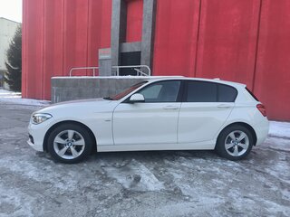 2017 BMW 1 серии 118i II (F20/F21) Рестайлинг, белый, 1600000 рублей, вид 3