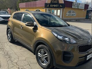 2017 Kia Sportage IV, коричневый, 2000000 рублей, вид 3