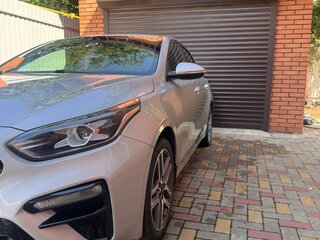 2019 Kia Cerato IV, серебристый, 1950000 рублей, вид 3