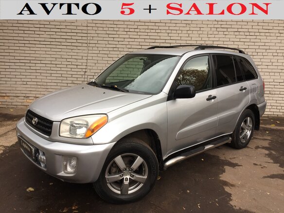 2001 Toyota RAV4 II (XA20), серебристый