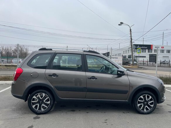 2026 Lada (ВАЗ) Granta Cross I Рестайлинг, коричневый, 1216000 рублей - вид 4