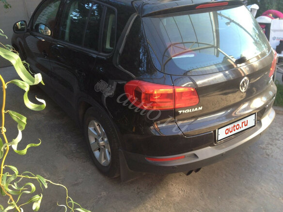 2012 Volkswagen Tiguan I Рестайлинг, чёрный - вид 2