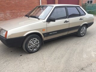 1998 Lada (ВАЗ) 21099, серебристый, 125000 рублей, вид 1