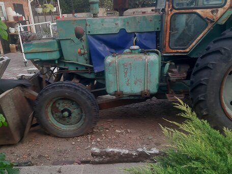 1986 ЮМЗ ЭО2621, 450000 рублей, вид 2
