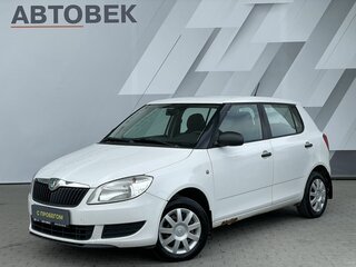 2011 Skoda Fabia II Рестайлинг, белый, 448000 рублей, вид 1