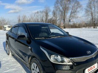 2020 Kia Rio IV, чёрный, 1350000 рублей, вид 5