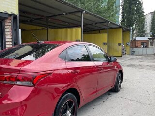 2018 Hyundai Solaris II, красный, 1220000 рублей, вид 4