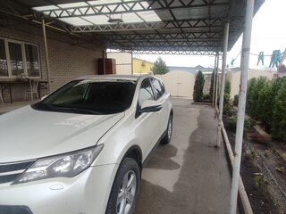 2013 Toyota RAV4 IV (XA40), белый, 1830000 рублей, вид 1